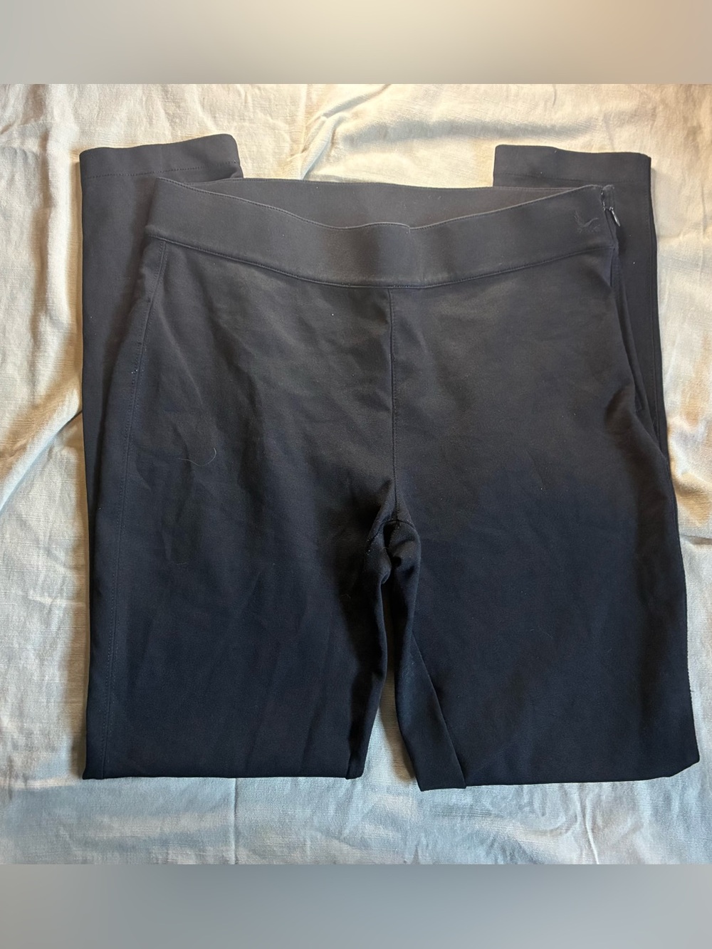 Eddie Bauer Travex Pants
Womens Pull On Side Zip Leggings Size 10 Black